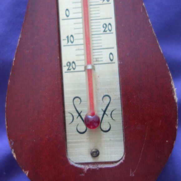 Vintage Weather Station Includes Thermometer, Thermor Barometer and Hygrometer - Picture 14 of 15